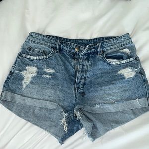 Ripped Jean shorts